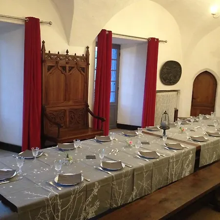 Πανσιόν Chateau De Lugagnac 4*